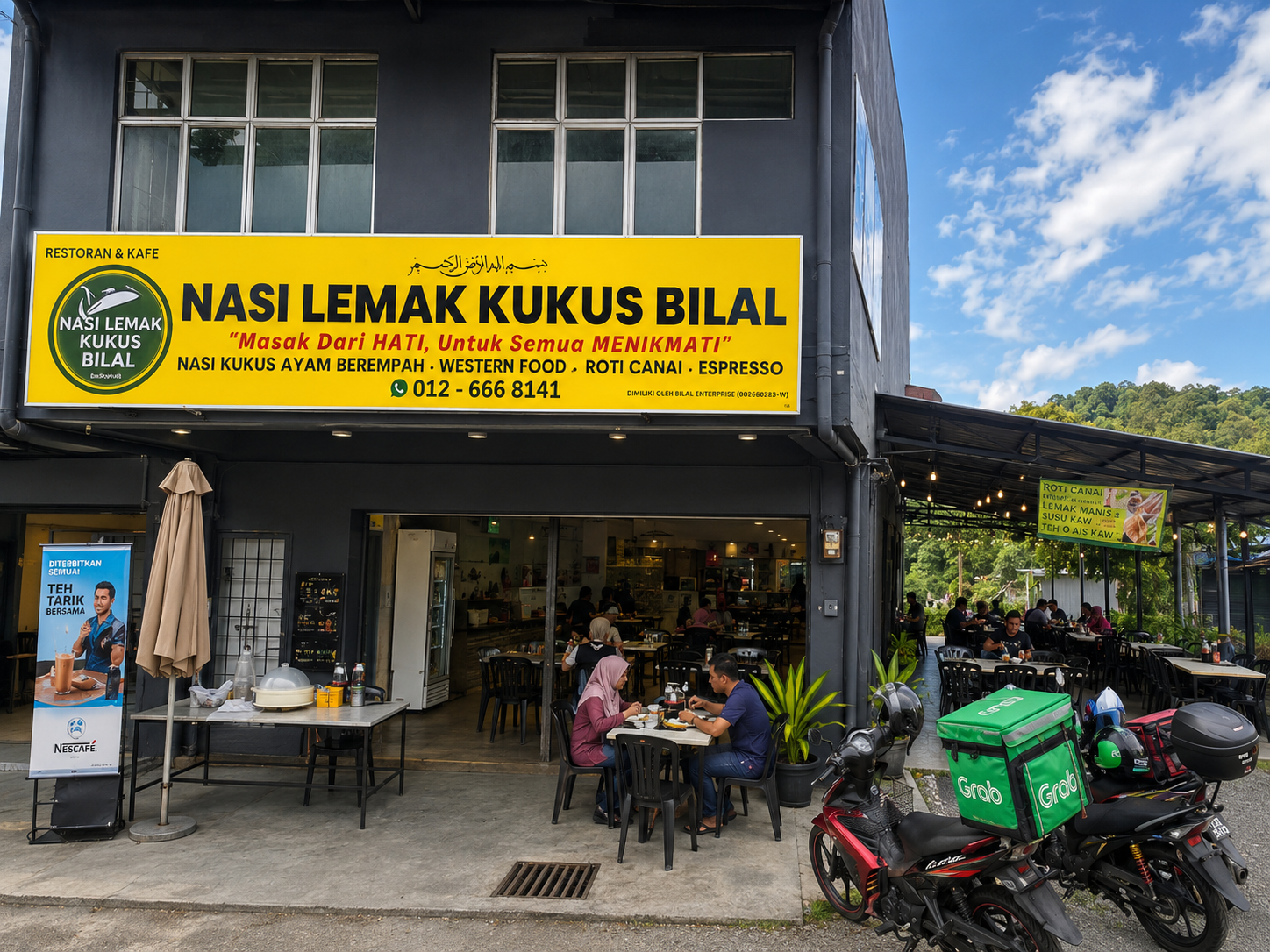 Bahagian hadapan Nasi Lemak Kukus Bilal