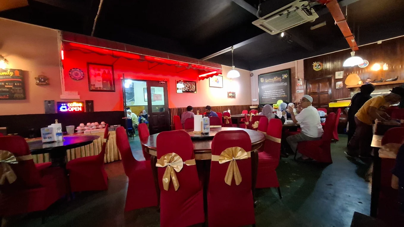 Ruang restoran untuk acara